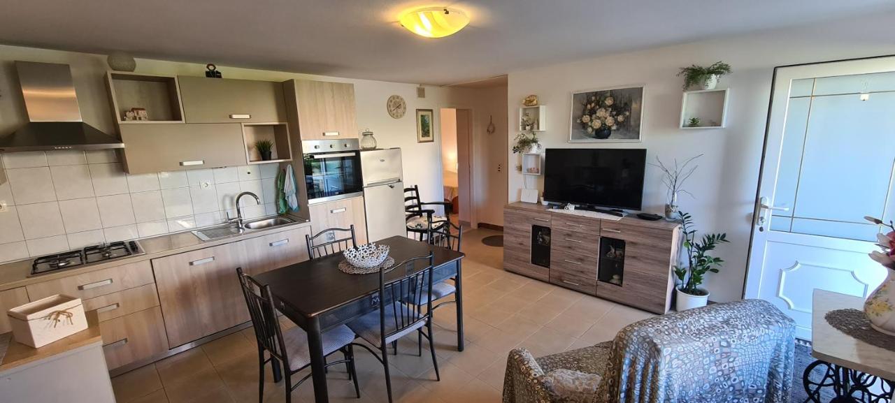 Apartmani Fani Supetar Luaran gambar
